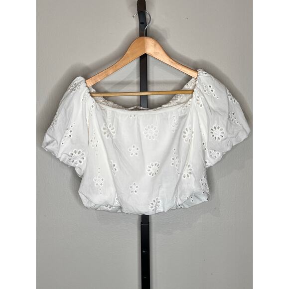 WAYF Brooke Eyelet Off Shoulder Puff Sleeve Crop Top Ivory Women's Size S NWOT - Picture 3 of 6